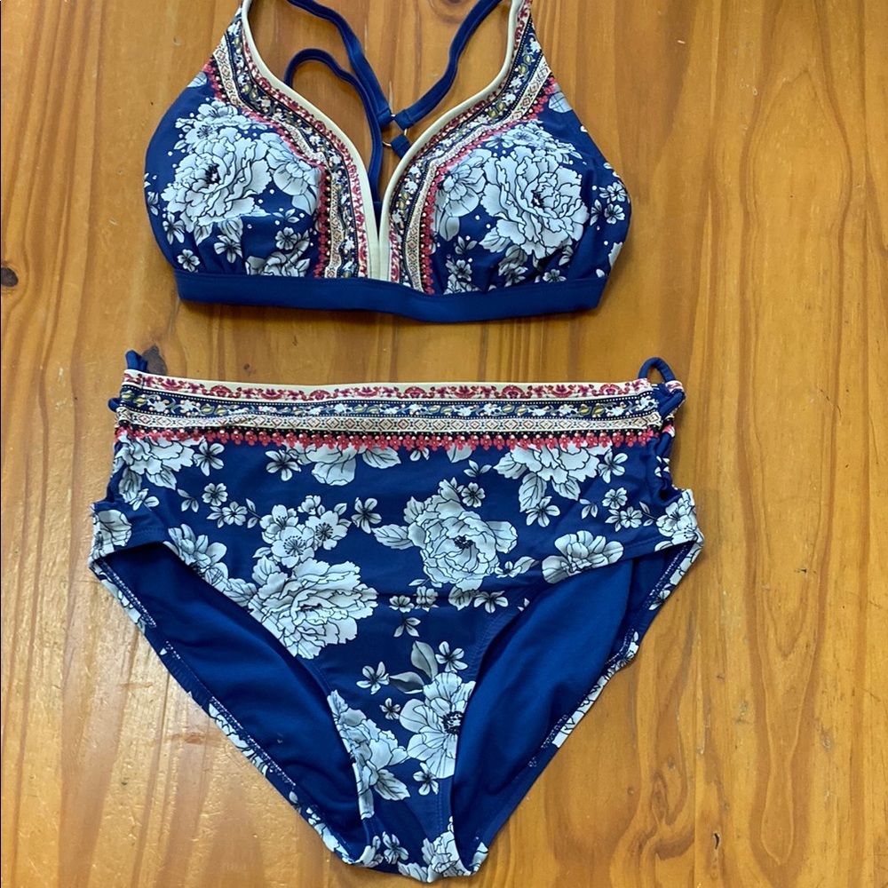 Time and Tru Blue Floral Bikini Set